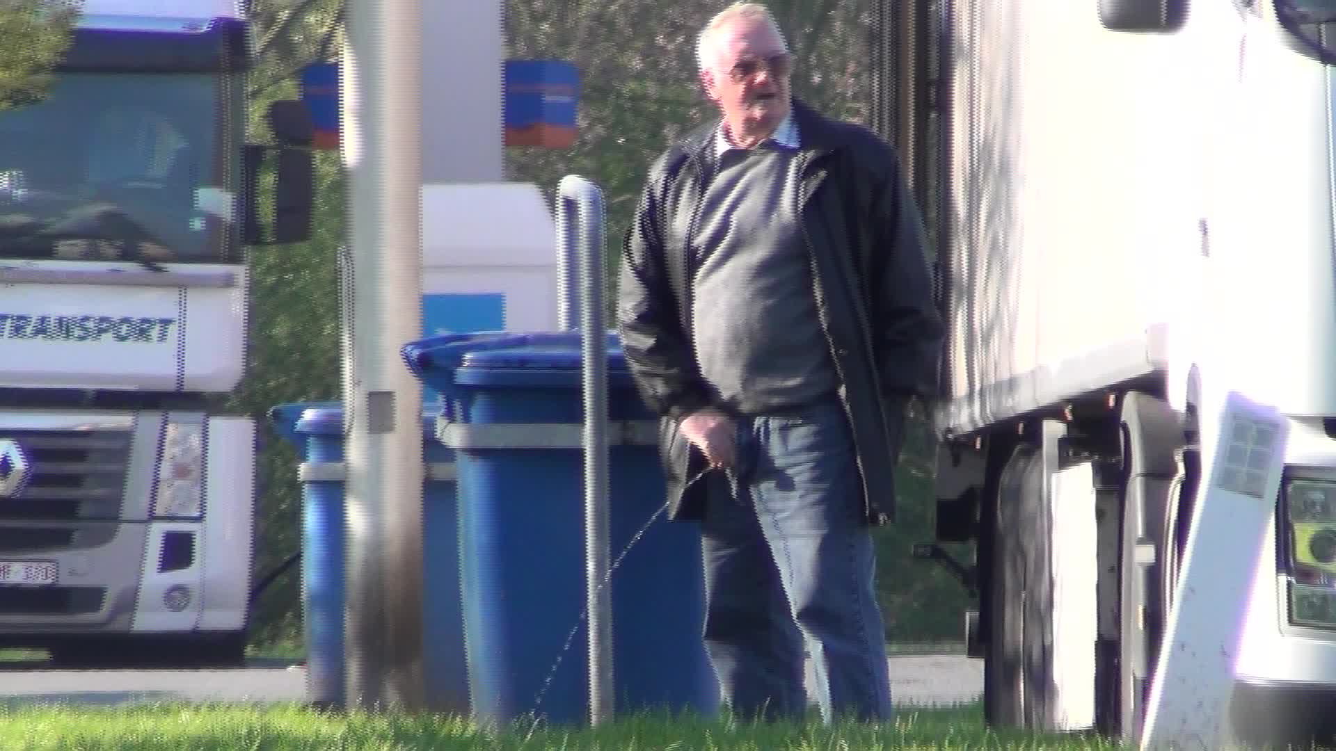 Trucker caught spying while peeing images