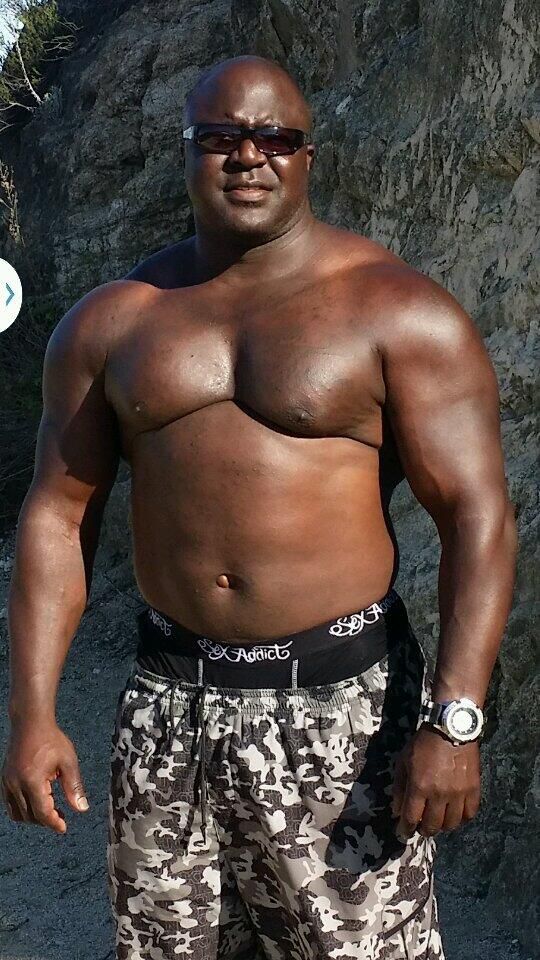 ♺ Big Herc Koalamen Sexy Black Chub Bodybuilder.