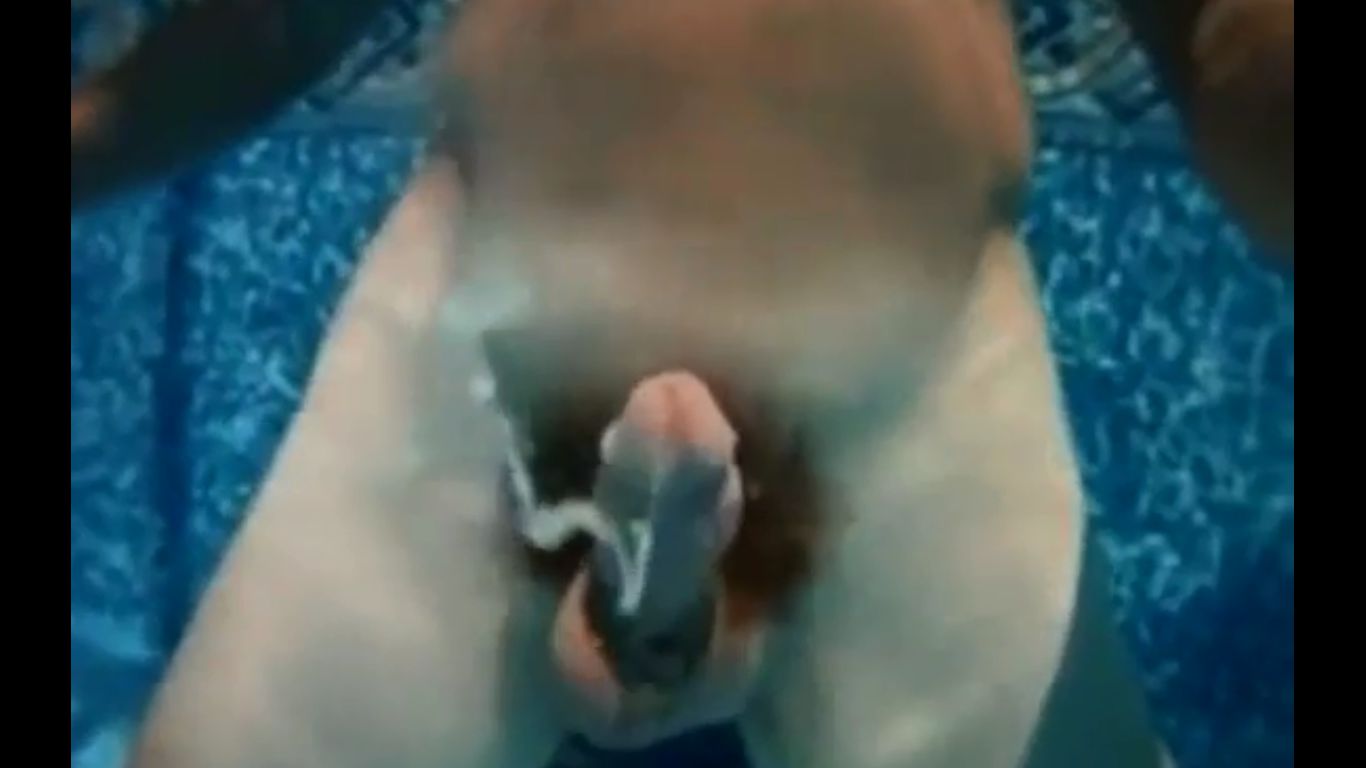 Men squirting under water porn