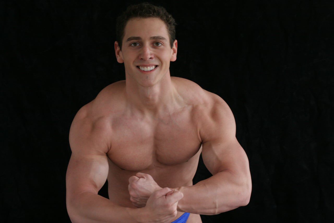 ♺ Pumping Muscle Andrew H