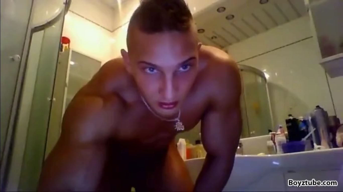 Moscow gay escort guy on cam.