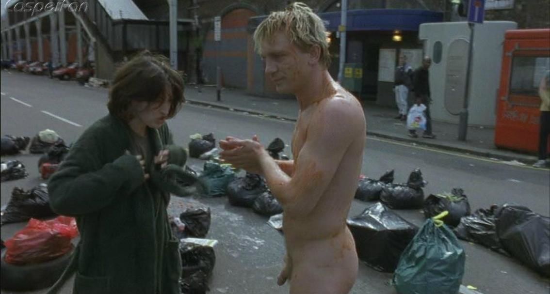 Clip of Daniel Craig naked mp4.