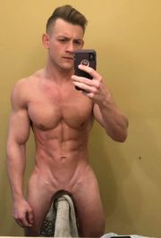 Austin Norman Nude Pictures