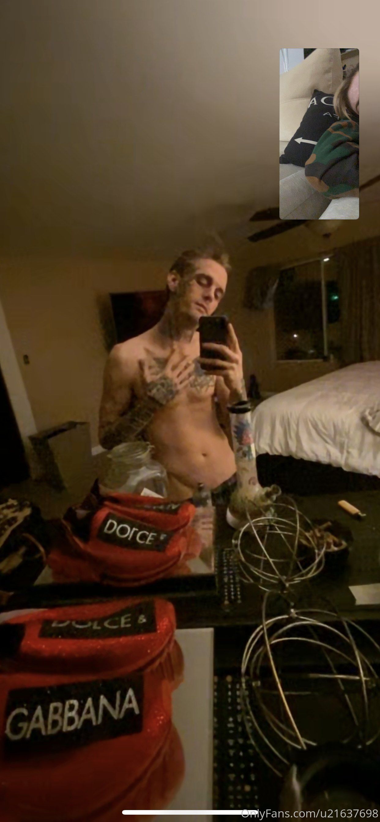 Aaron carter nudes only fans