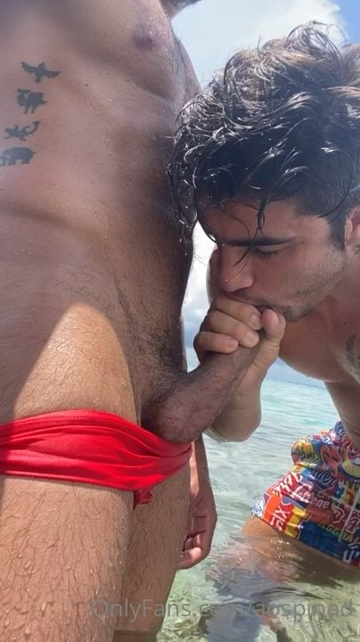 Onlyfans Alejo Ospina Sex In The Sea